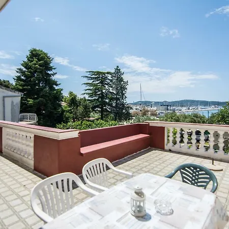 Apartman Anastazija * Biograd Na Moru