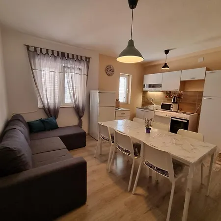 Apartmán Anastazija *